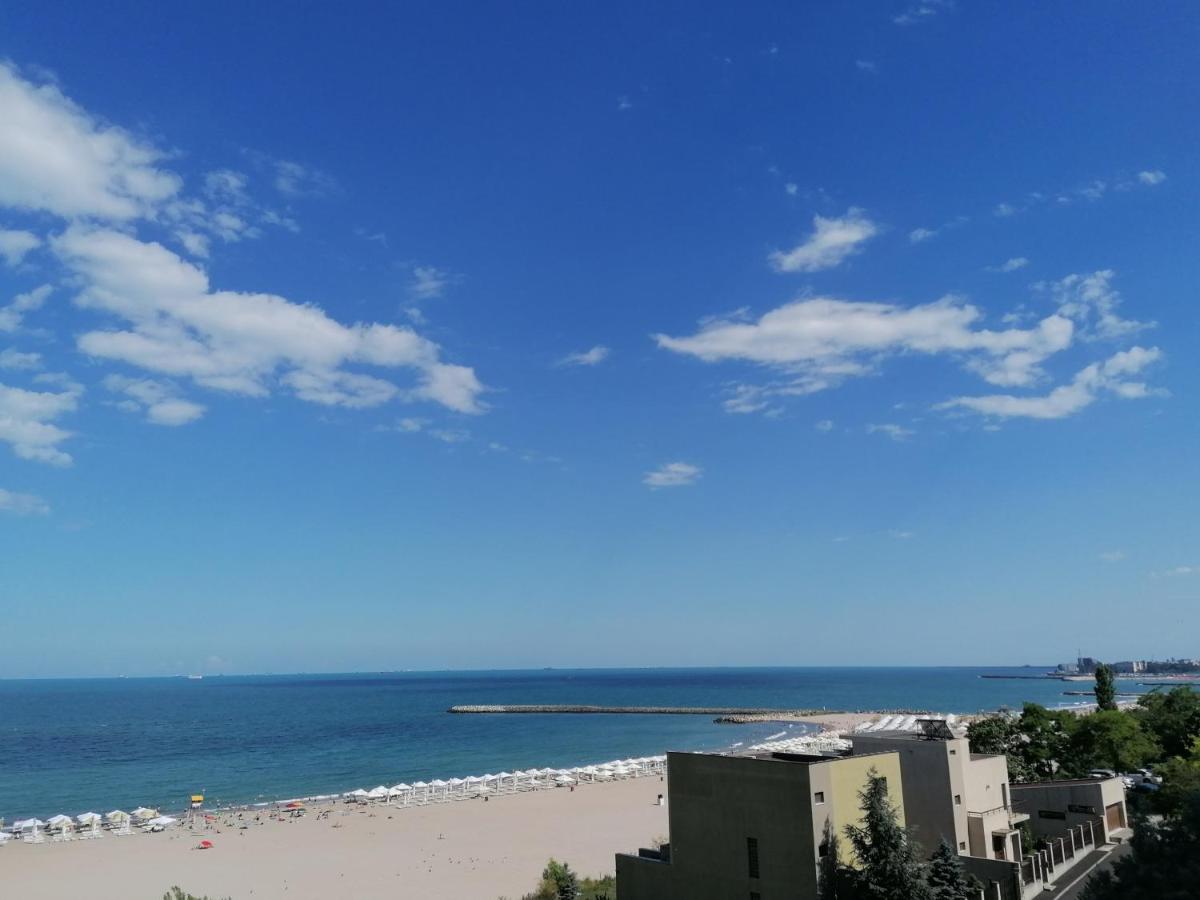 Sunrise Beachfront Relax Residence Constanta Bagian luar foto