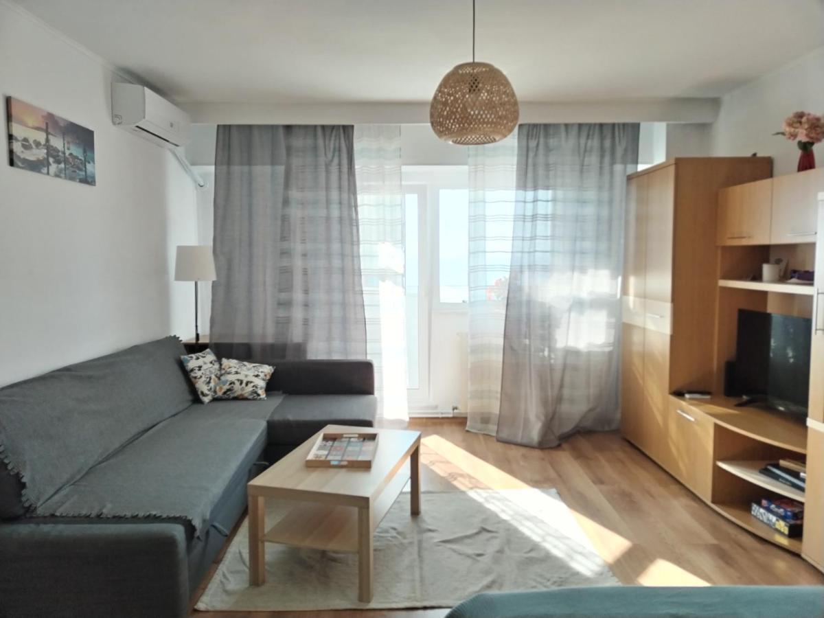 Sunrise Beachfront Relax Residence Constanta Bagian luar foto